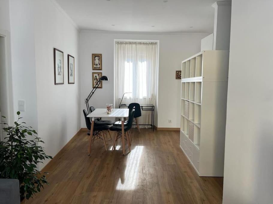 Casa Da Praia Da Poca - Apartamento Lirio Estoril Kültér fotó