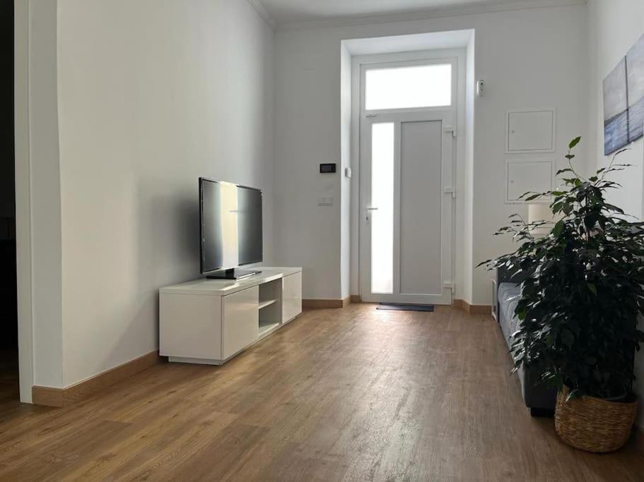 Casa Da Praia Da Poca - Apartamento Lirio Estoril Kültér fotó